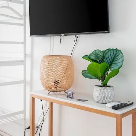 Carnot House Downtown