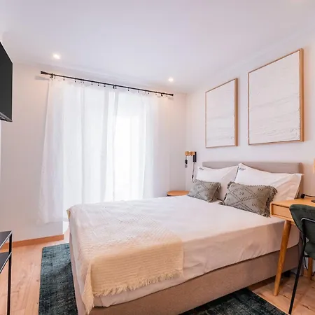 Carnot House Downtown