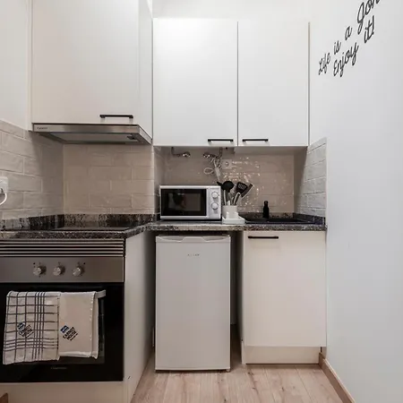 Carnot House Downtown