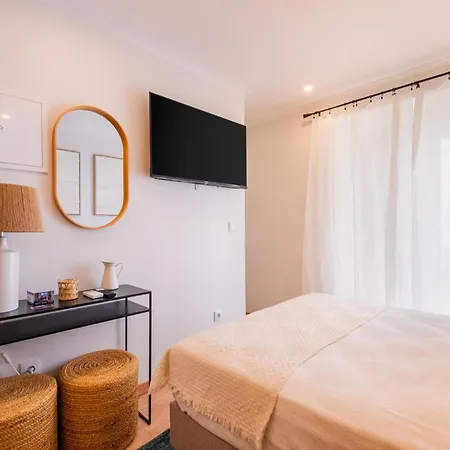 Carnot House Downtown