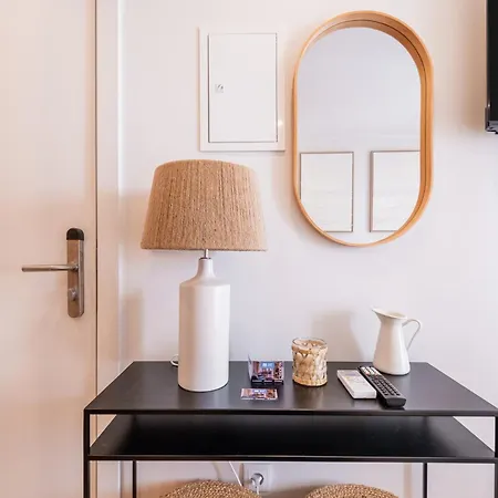 Carnot House Downtown